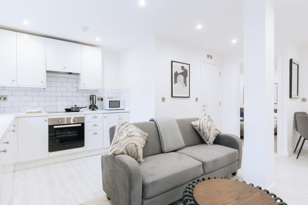 Modern 1 Bedroom Apartment In Central Ipswich Bagian luar foto