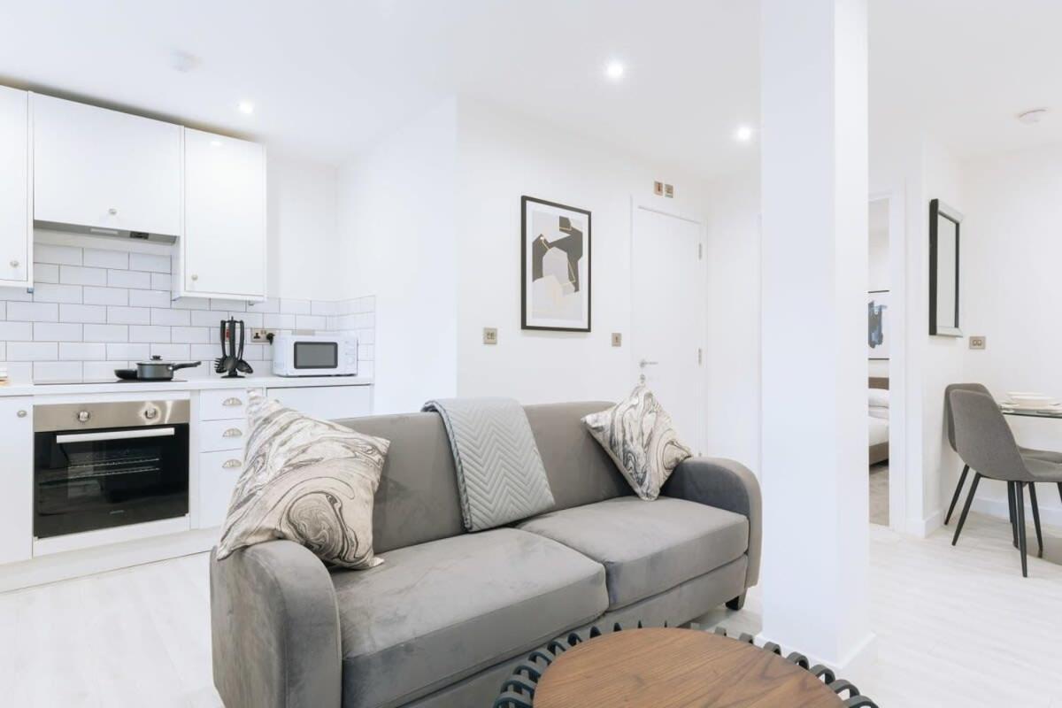 Modern 1 Bedroom Apartment In Central Ipswich Bagian luar foto