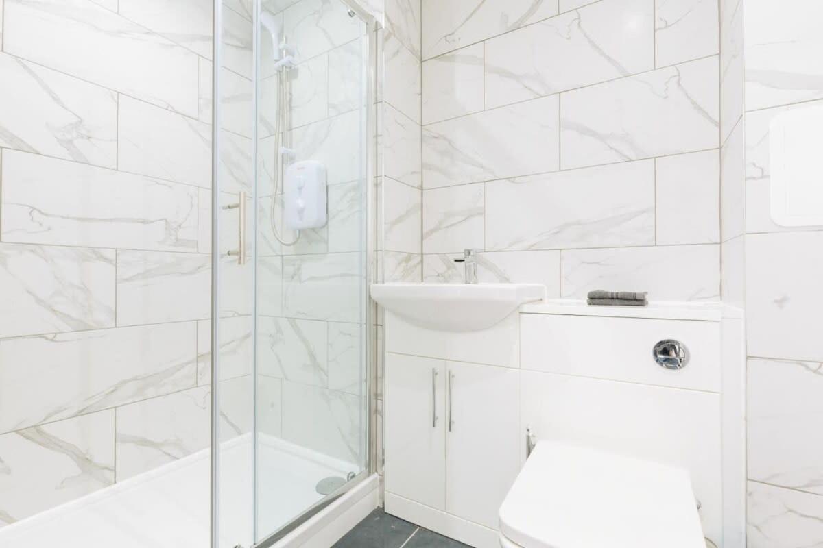 Modern 1 Bedroom Apartment In Central Ipswich Bagian luar foto