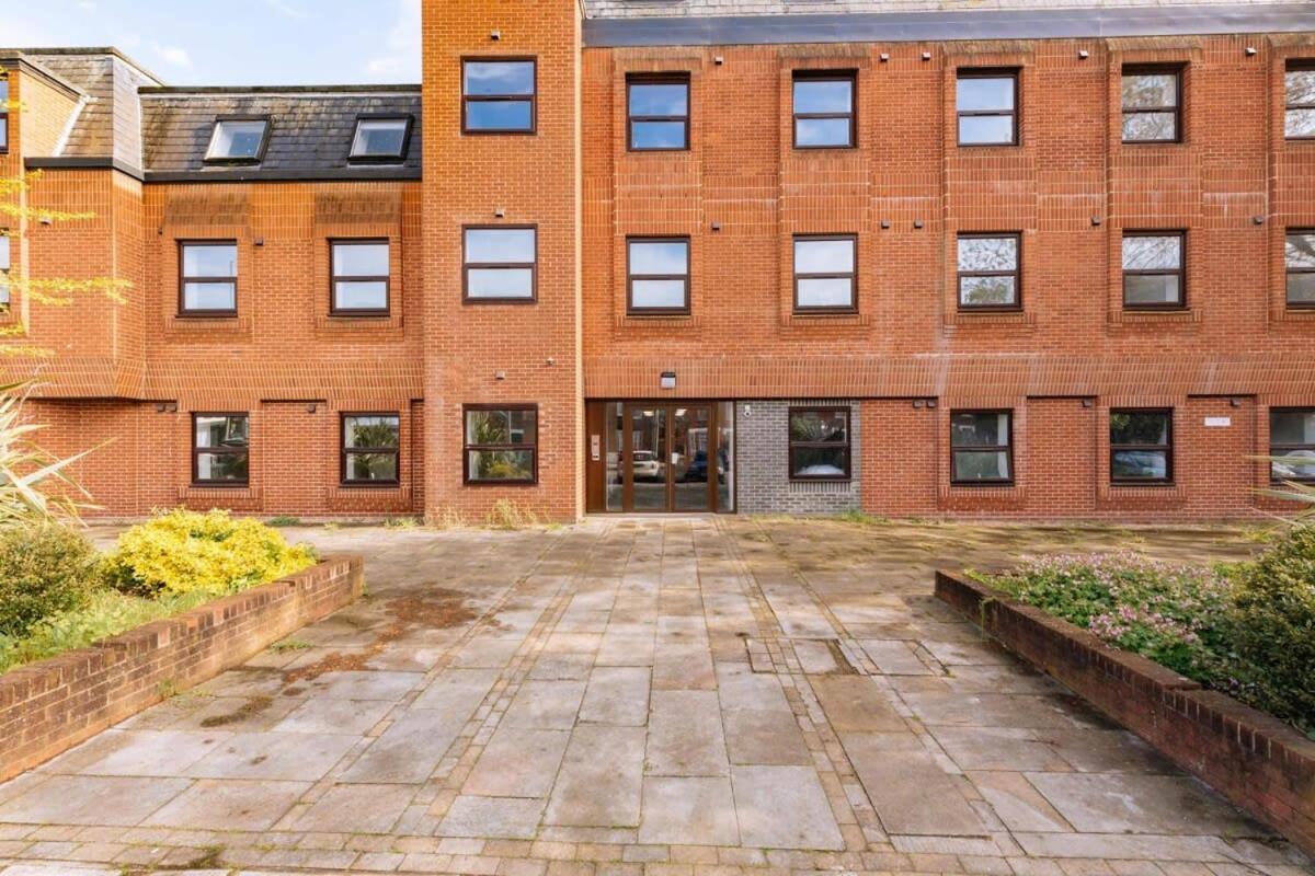 Modern 1 Bedroom Apartment In Central Ipswich Bagian luar foto